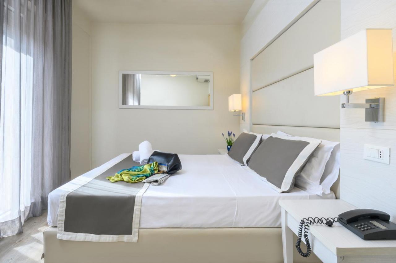 Atlas Hotel Riccione Eksteriør billede