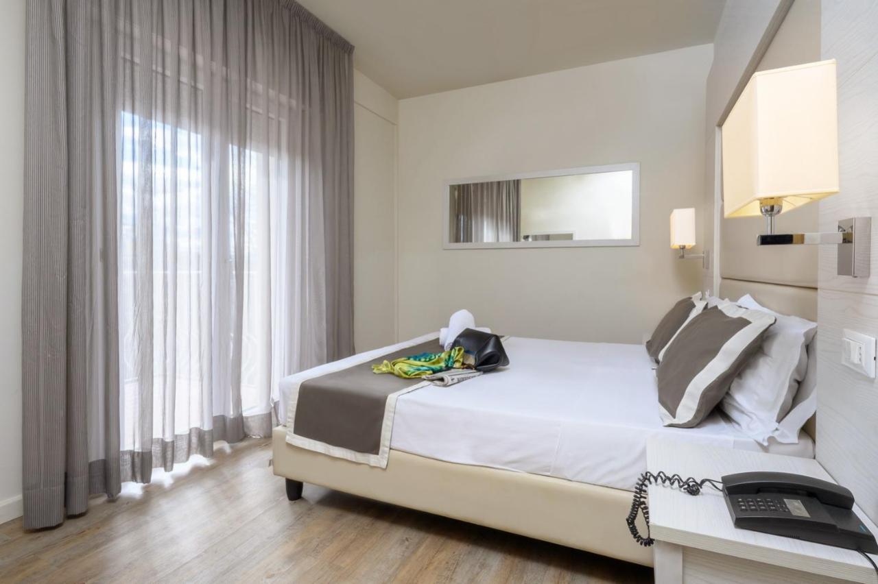 Atlas Hotel Riccione Eksteriør billede