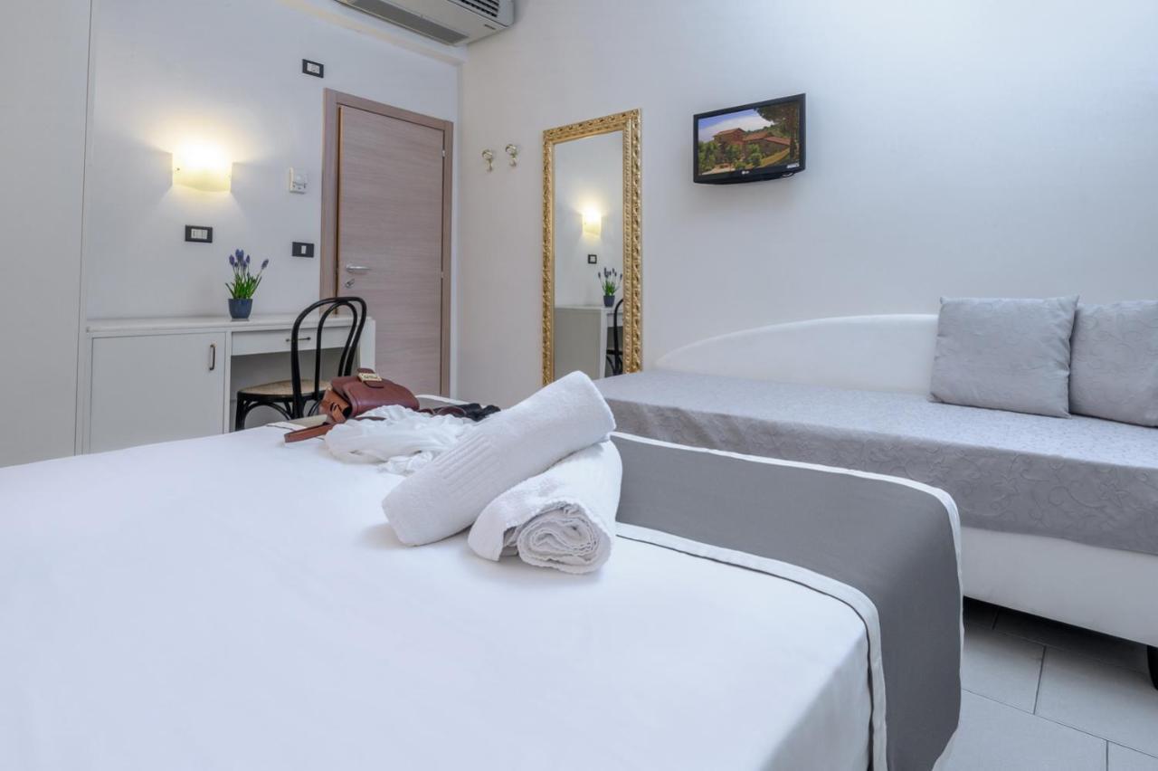 Atlas Hotel Riccione Eksteriør billede