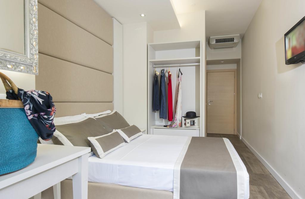 Atlas Hotel Riccione Eksteriør billede